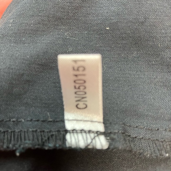 Classic Black Knee Length Skirt - Picture 4 of 4